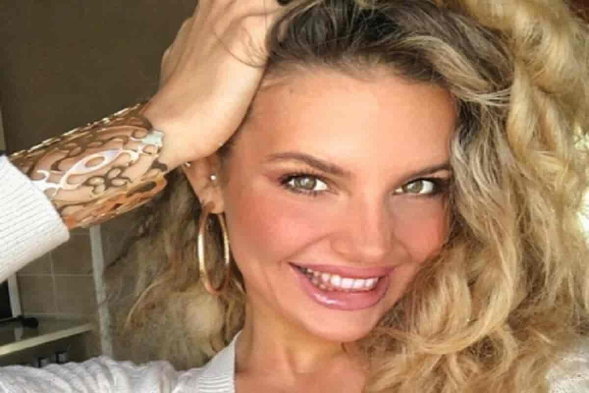 Miryea Stabile chi è: Isola dei Famosi, La Pupa e il Secchione, Instagram, fidanzato