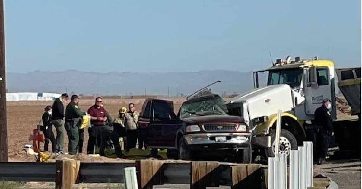 California, camion si schianta contro un Suv con a bordo 27 immigrati