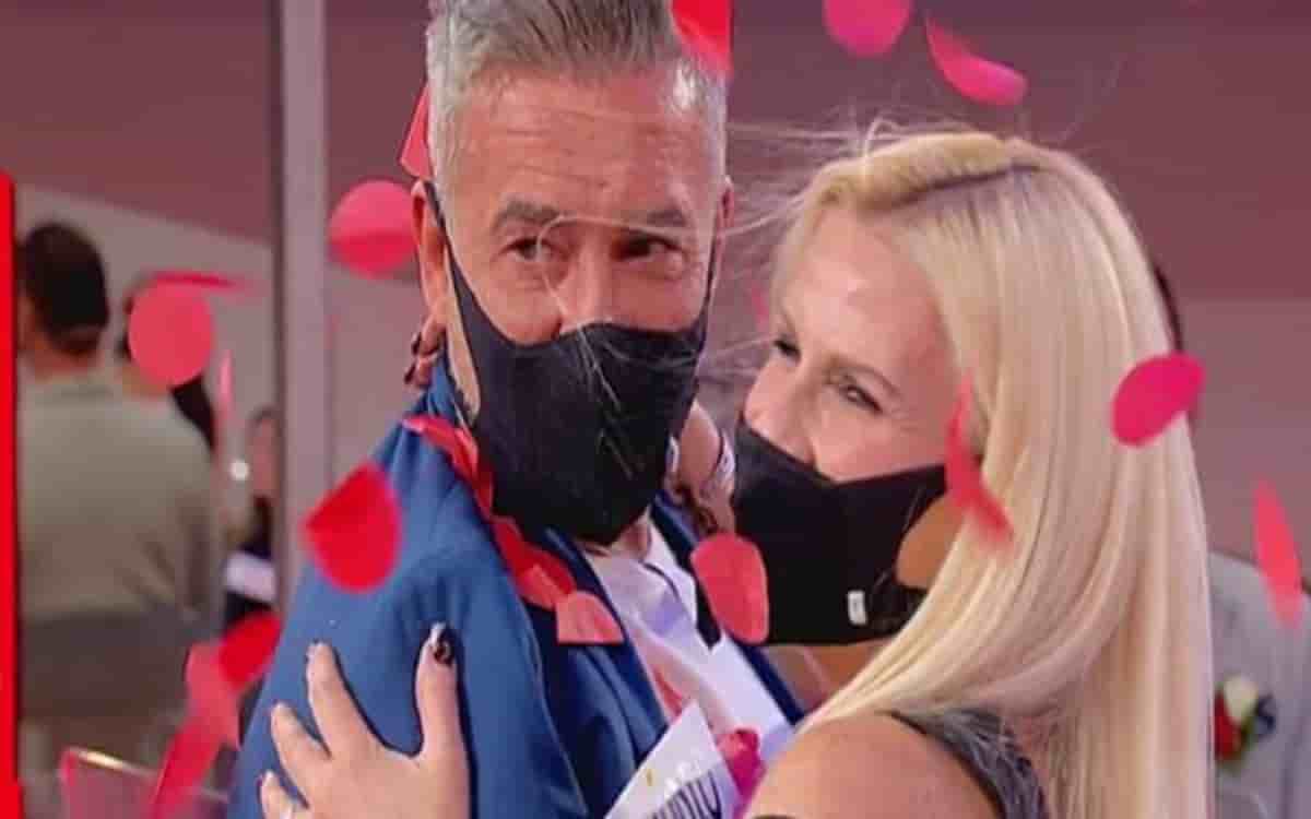 Claudio Cervoni e Sabina Ricci escono insieme da Uomini e Donne. E Maria Tona scoppia a piangere