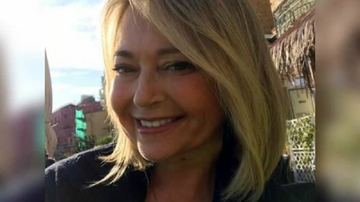 Valeria D'Esposito morta di Covid, la giornalista e blogger di Visit Campania aveva 49 anni