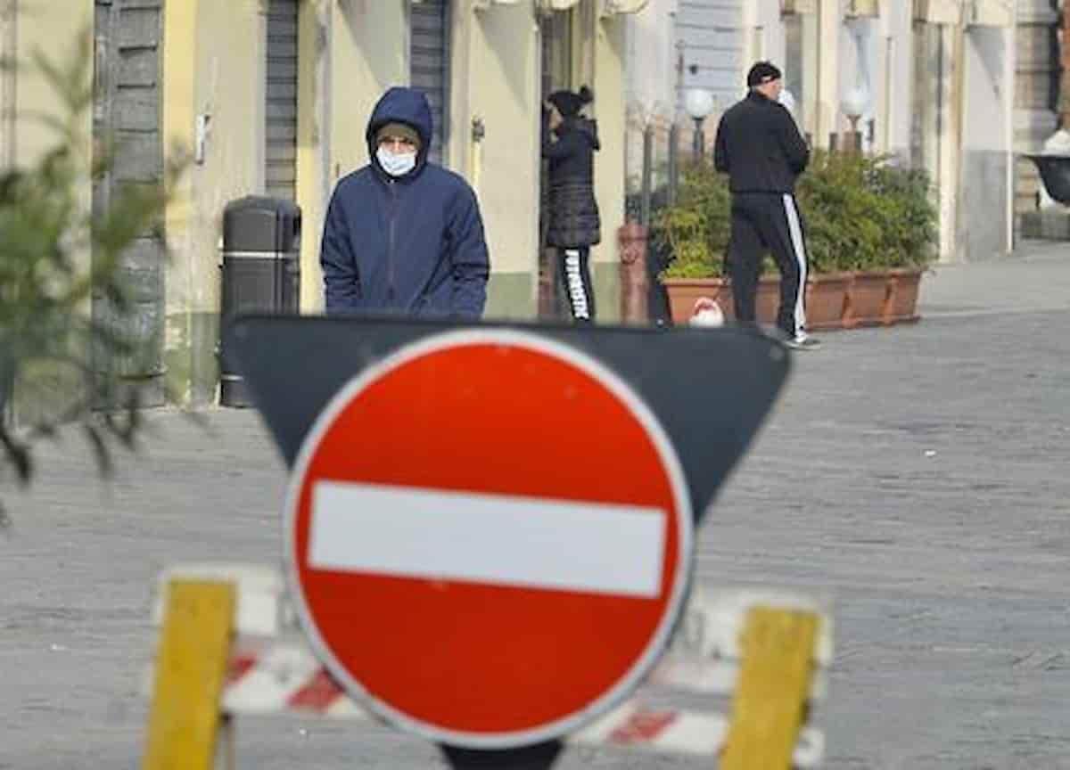 Lazio zona rossa lunedì 15 marzo