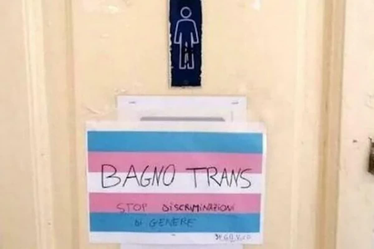 Napoli studente transgender