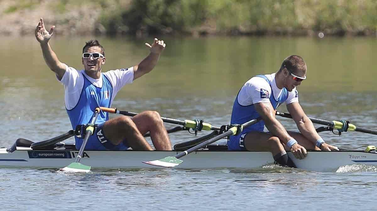 Filippo Mondelli è morto: il campione di canottaggio aveva 27 anni, nel 2020 la malattia