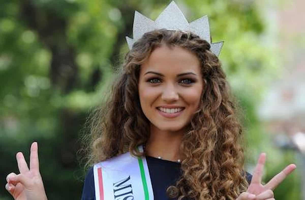 Giusy Buscemi: il marito Jan Michelini, i figli, Don Matteo, Smetto quando voglio, età, altezza...