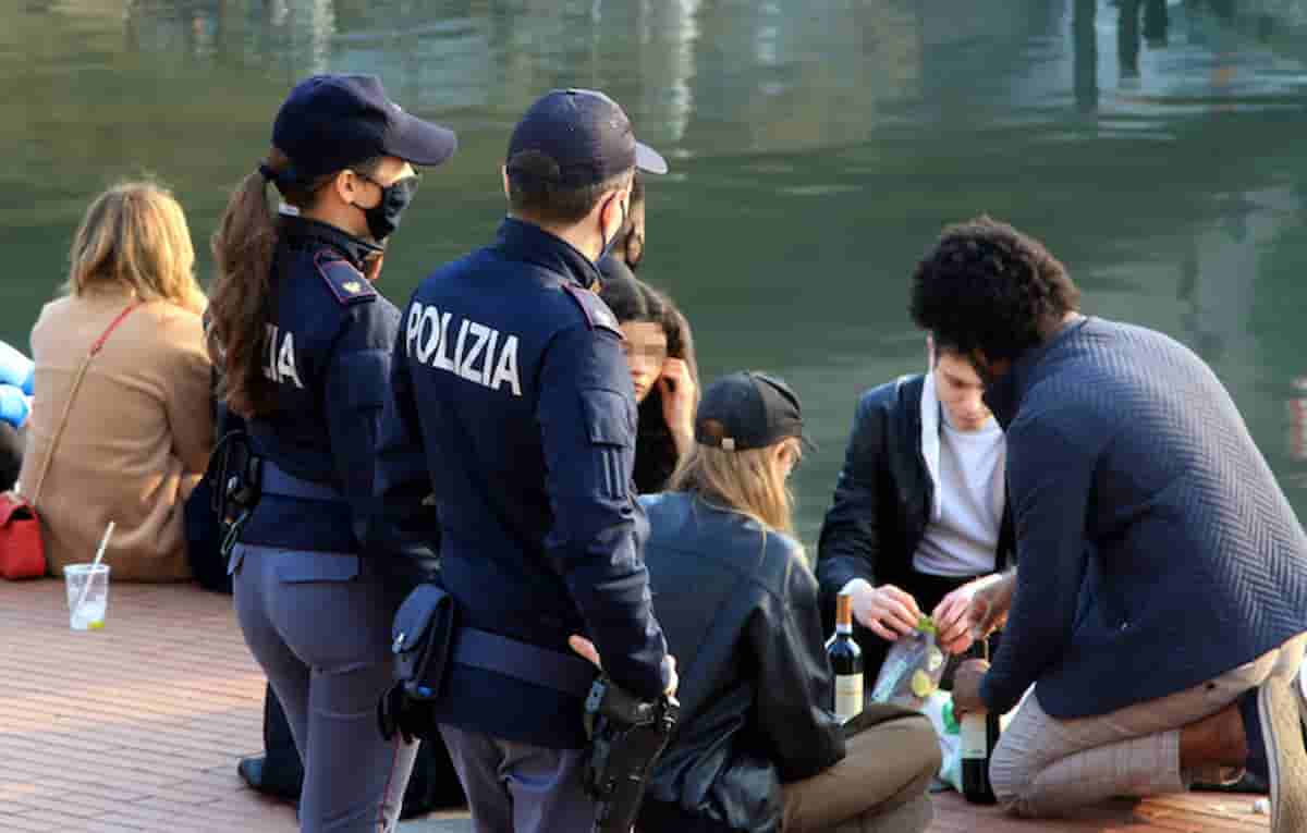 Milano: la baby gang che rapinava e aggrediva senza motivo ragazzi, passanti e ristoratori all'Arco della Pace