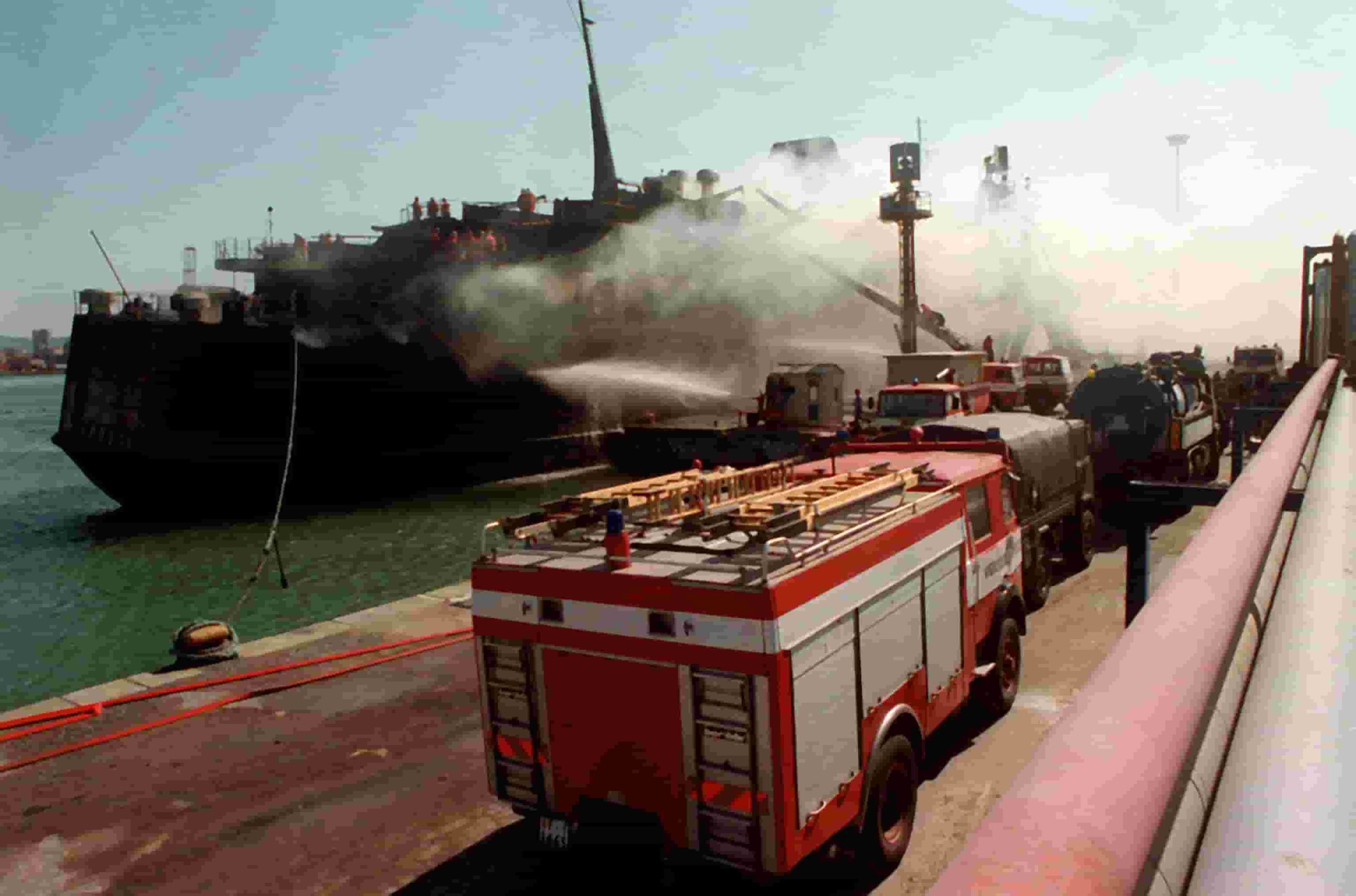 Disastro del Moby Prince, Mattarella: "Indispensabile fare piena luce sulle responsabilità"