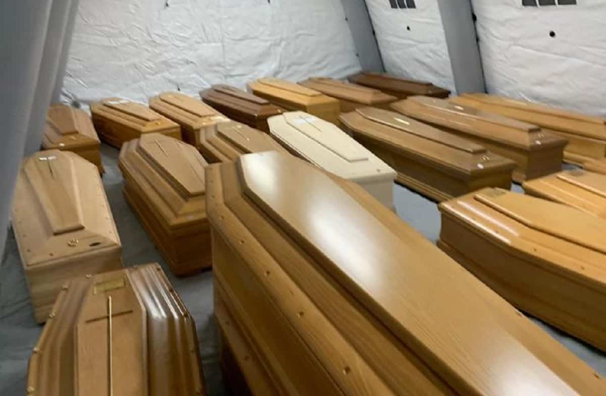 A Roma ci sono troppi morti Covid da cremare, soluzione? Forme di sepoltura alternative