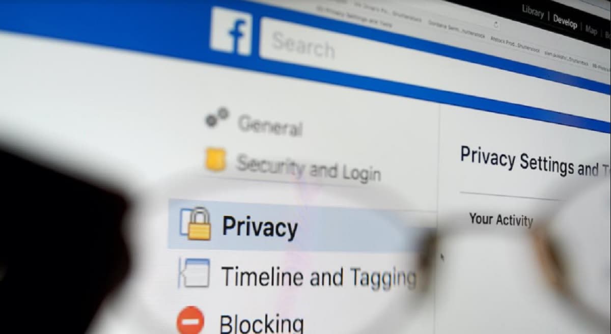 Furto dati su Facebook: numero di telefono e mail resi pubblici, occhio all'assenza di segnale