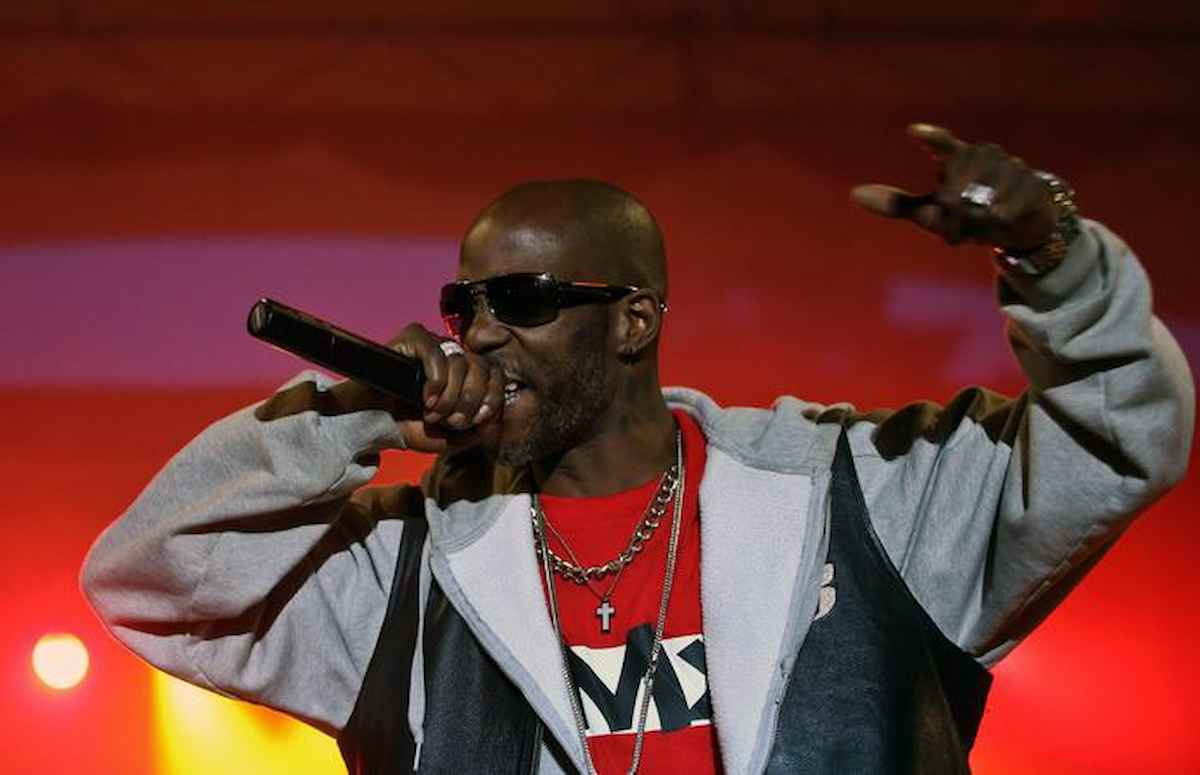 DMX è morto: il rapper era in coma per overdose dallo scorso aprile. La leggenda del rap aveva 50 anni