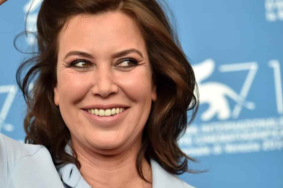 Sabina Guzzanti, l'ex compagno David Riondino, il padre Paolo Guzzanti, le imitazioni