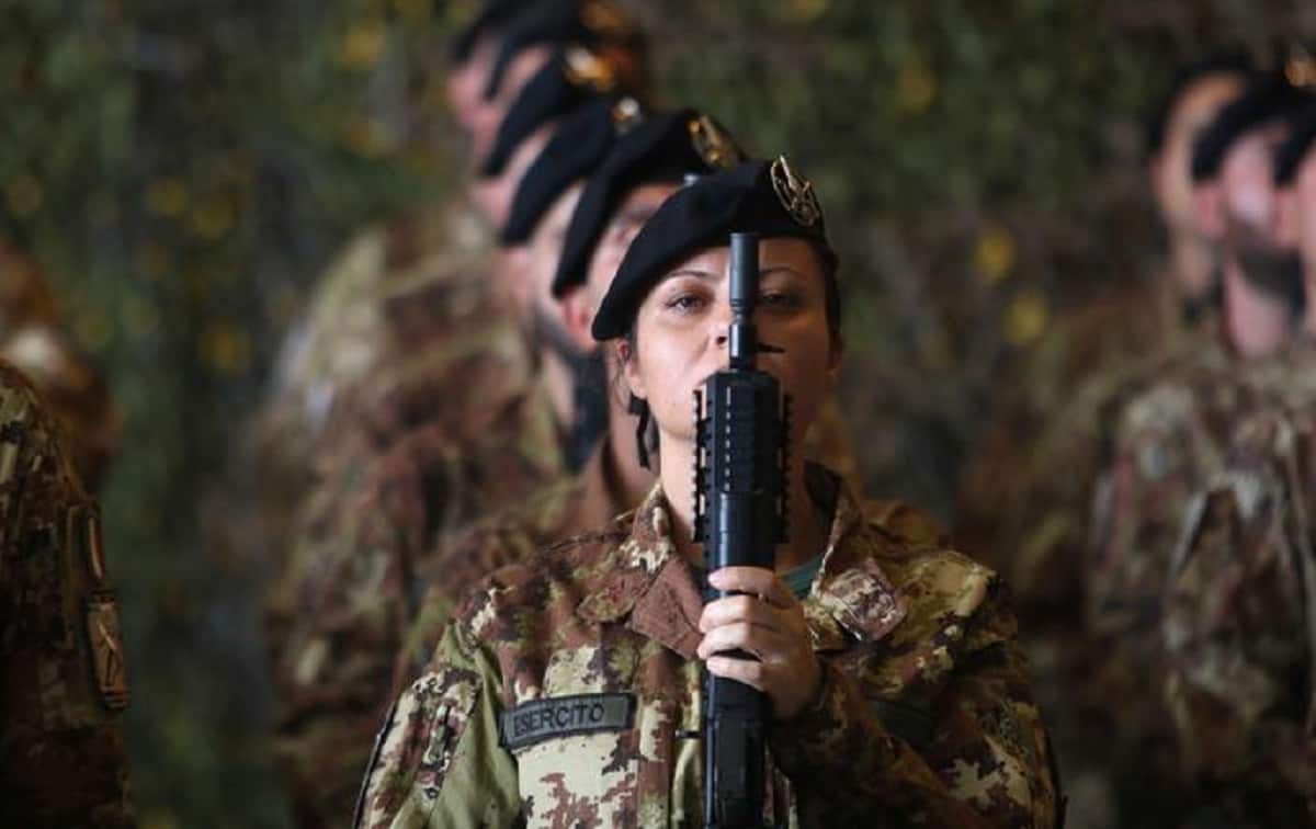 Guerra in Afghanistan, soldati italiani torneranno a casa dal primo maggio. Quelli Usa a settembre