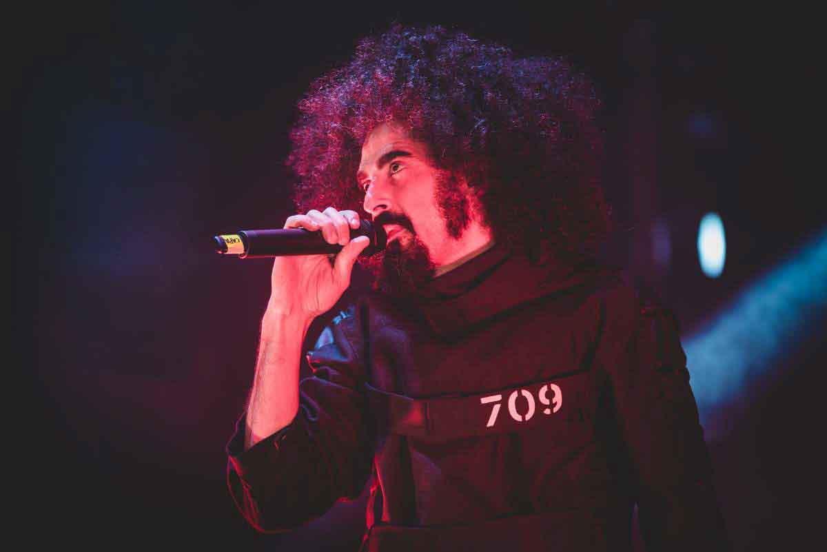 Caparezza chi è, età, altezza, vero nome, dove e quando è nato, famiglia, fidanzata, acufene, Mikimix