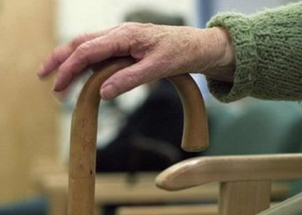 Dexter Kruger, è l'uomo più anziano d'Australia: 111 anni. Il suo segreto? Cervello di pollo