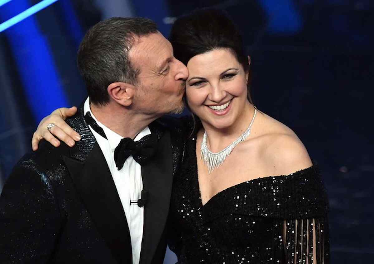 Giovanna Civitillo chi è, età, altezza, marito Amadeus, figli, vita privata, è incinta? Vero nome, biografia e carriera TV