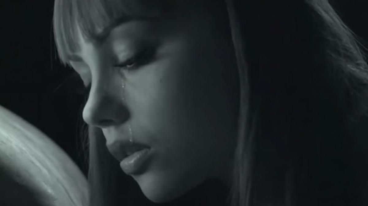 Rosalinda Cannavò chi è, età, altezza, fidanzato Andrea Zenga, figli, vita privata, scherzo Le Iene, vero nome, biografia e carriera tv