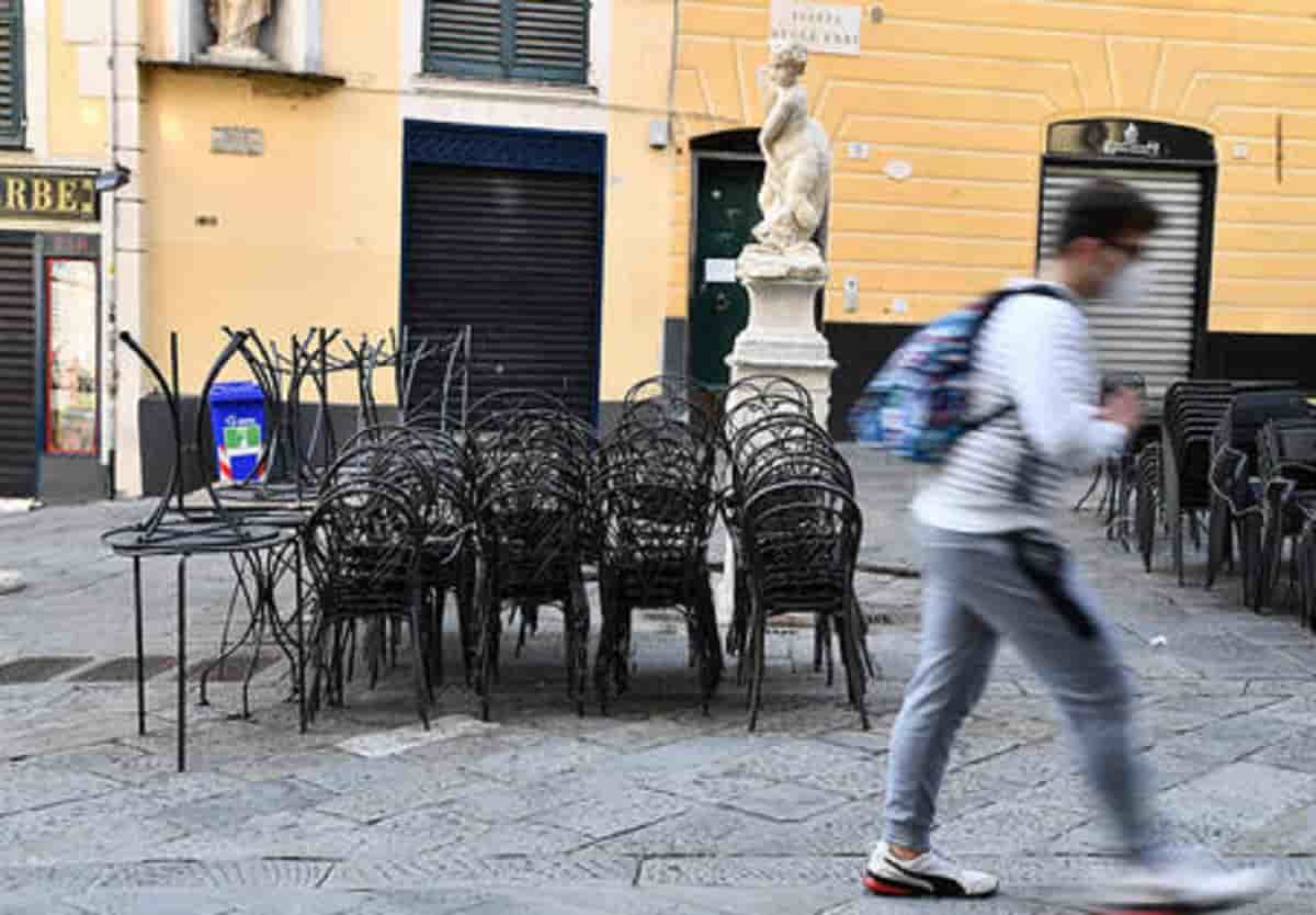 Sardegna resta arancione nonostante i dati: nell'ultima settimana diminuzione dei casi del 32,9%