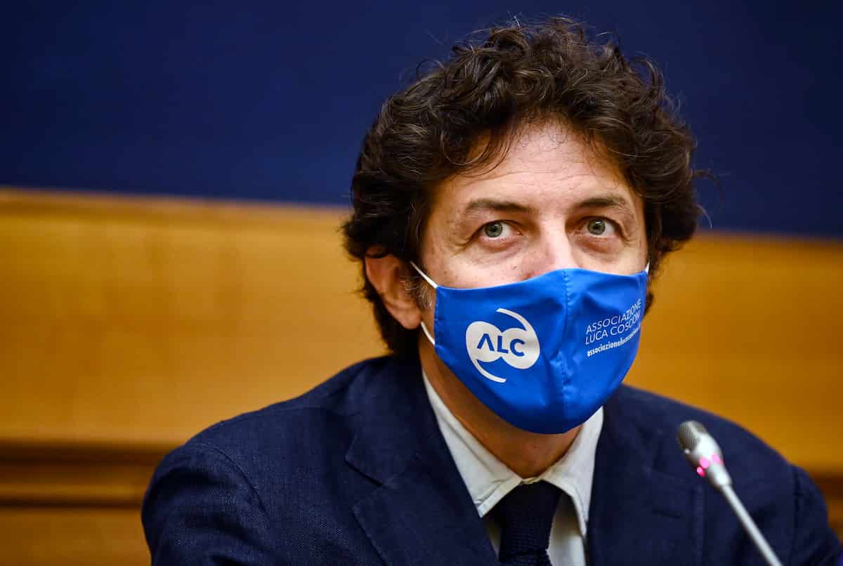 Eutanasia legale, parte la raccolta firme per il referendum promossa dalla Associazione Luca Coscioni