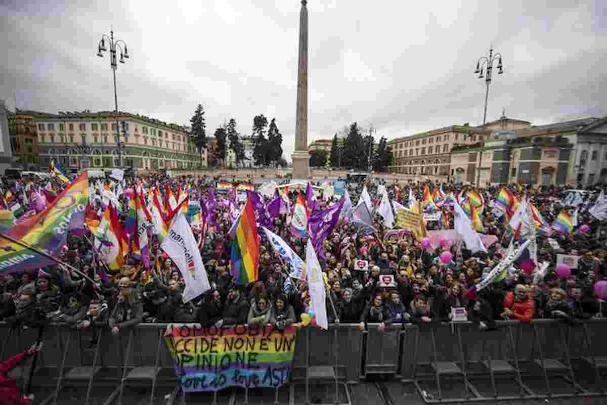 lgbt manifestazione ansa