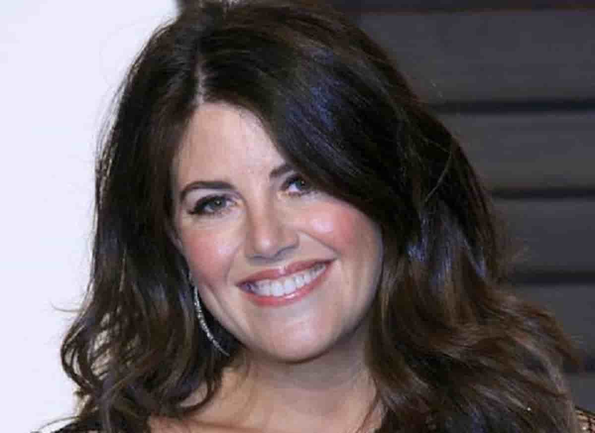 Monica Lewinsky, serie tv ispirata allo scandalo con Clinton: Impeachment, la vendetta dopo oltre 20 anni