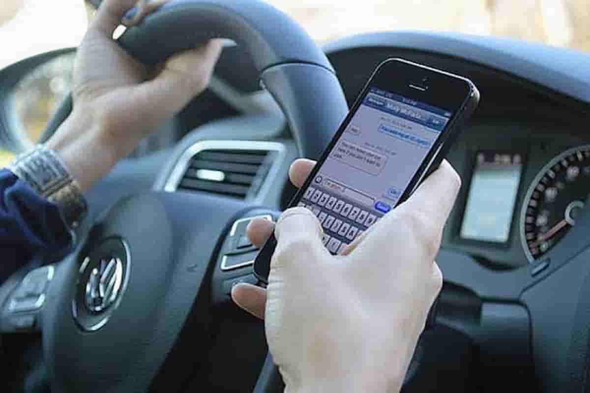 Sideloading, cosa è e perché alcuni (come Apple) si oppongono alla legge che lo impone?