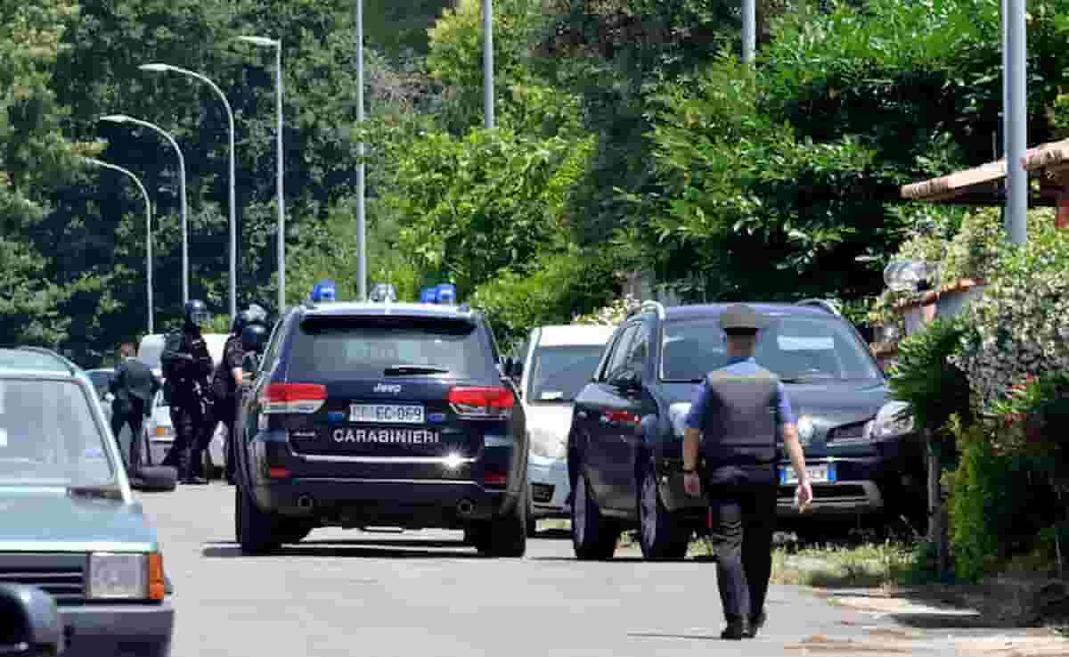 Sparatoria Ardea: i fratellini Daniel e David (8 e 5 anni) morti stringendo la mano del papà