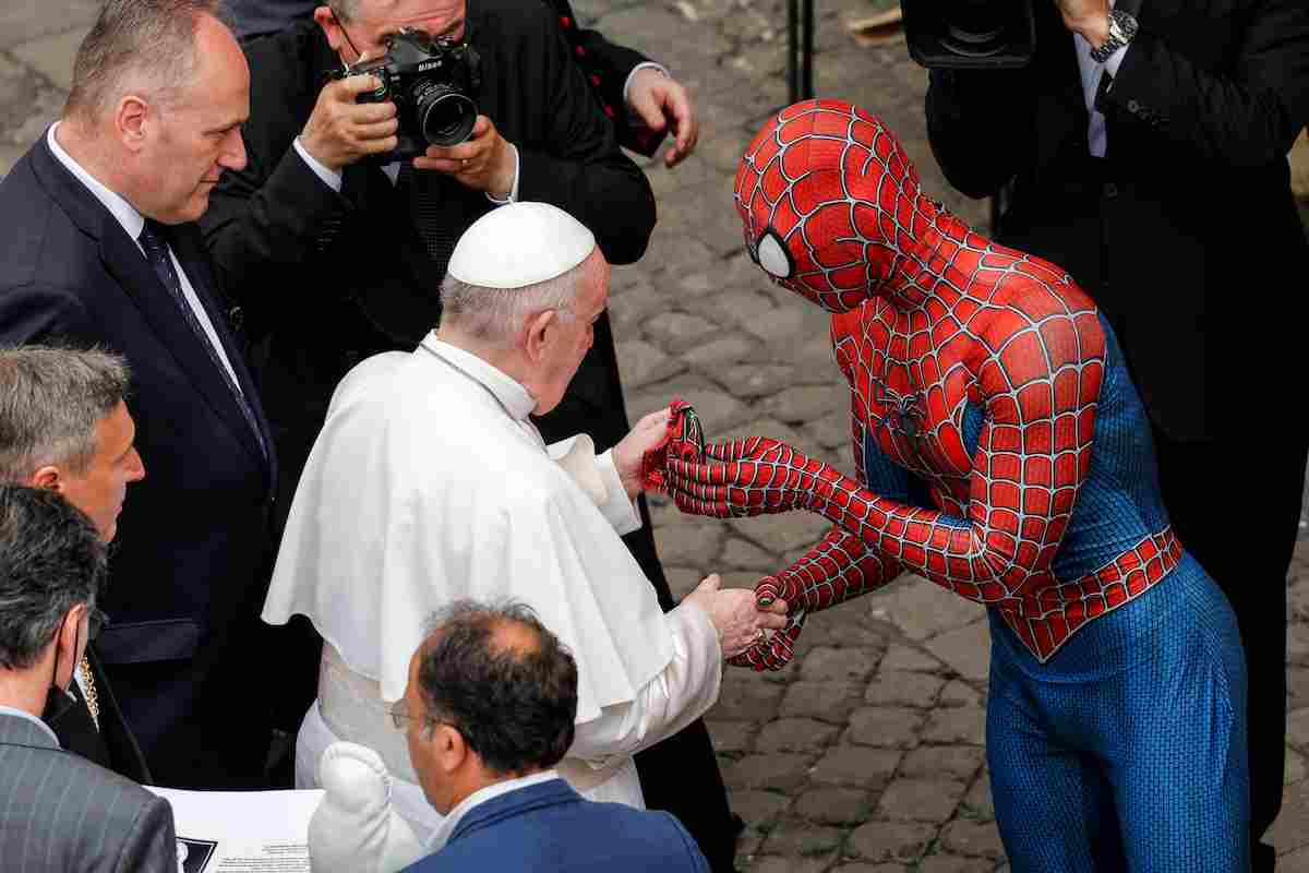 spiderman vestito così