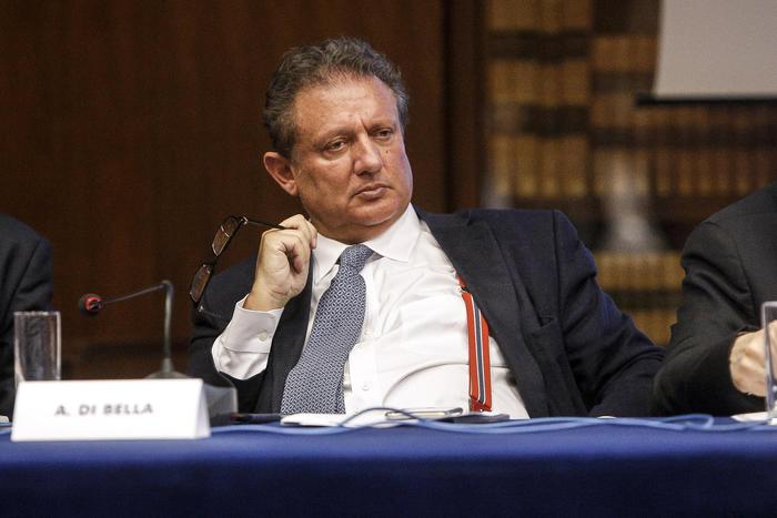 Antonio Di Bella chi è, età, dove e quando è nato, moglie, vita privata, Rai News, biografia e carriera