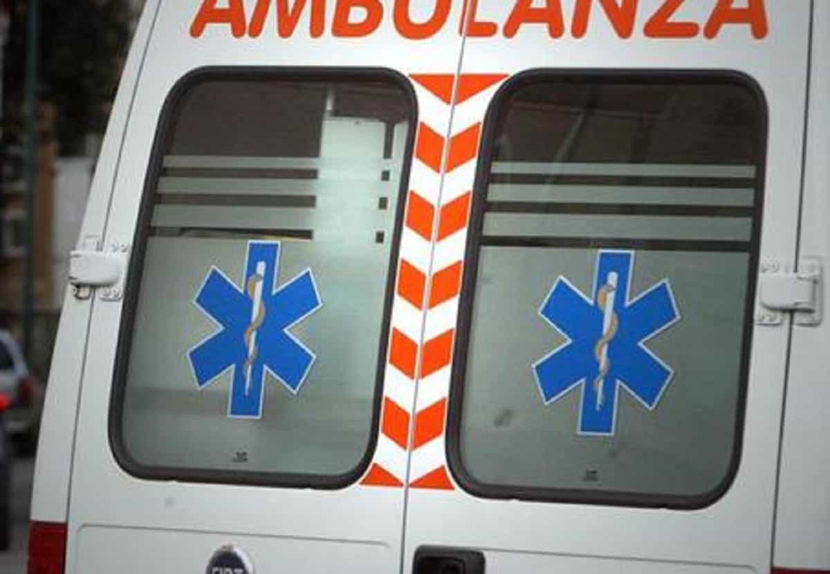 Incidente A1, scontro auto tra Valdarno e Incisa: muore una donna, ferito il nipote