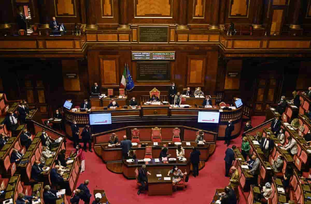 Ddl Zan, Senato respinge sospensiva per un solo voto. Renzi: "Pd ormai peggio dei grillini"