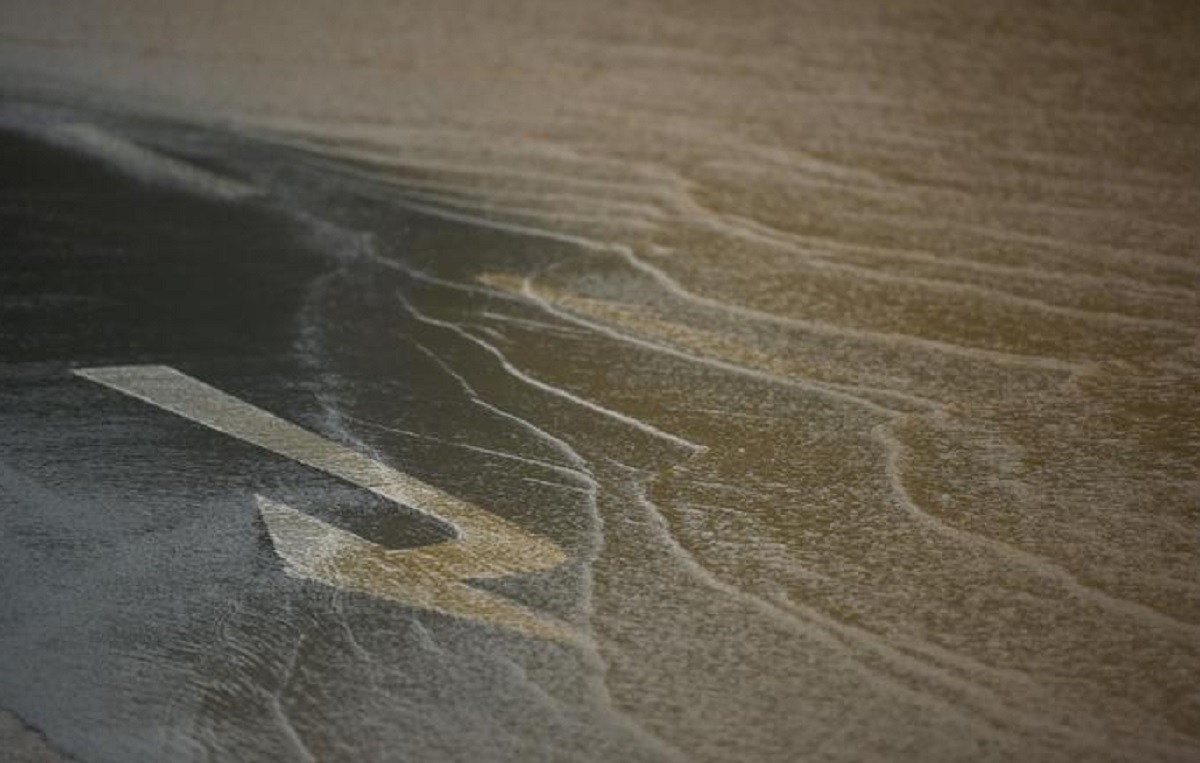 Olanda, si rompe diga lungo il canale di Juliana. Le autorità: "Lasciate la zona e cercate un posto sicuro dove rifugiarvi"