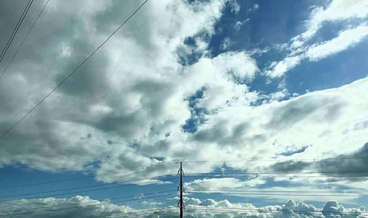 Emirati Arabi, contro il caldo record arriva la tecnologia per produrre pioggia