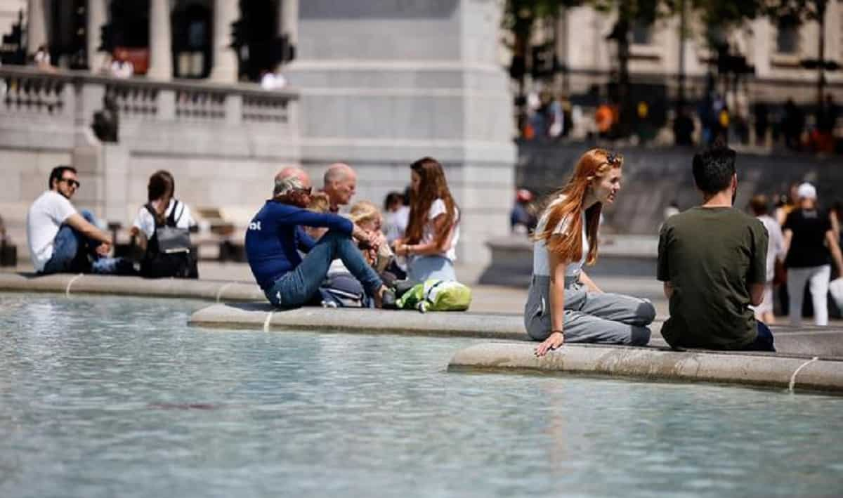 Freedom Day da oggi in Inghilterra: niente mascherine e tutto aperto, ma il Covid aumenta