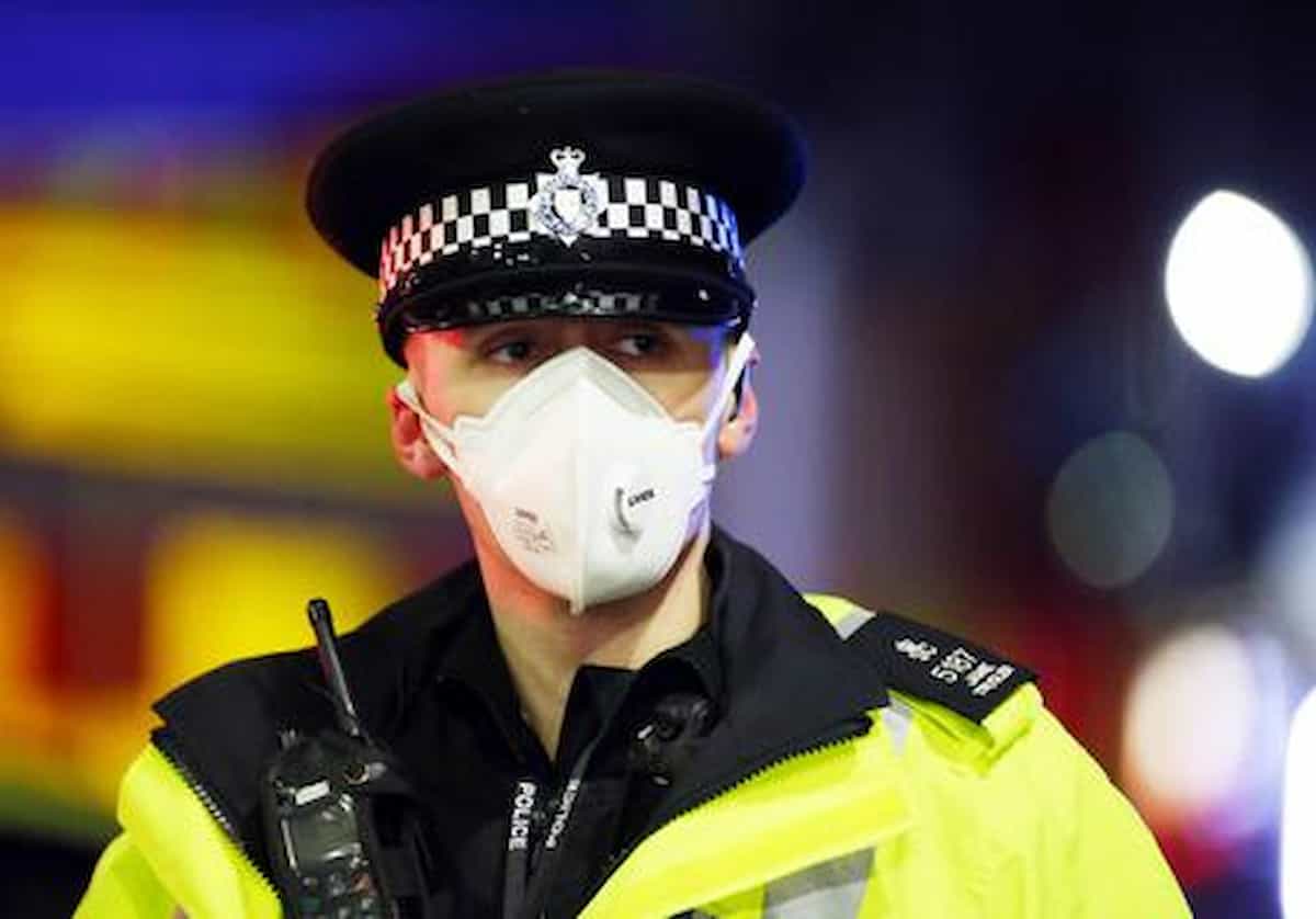 Uccide marito acqua bollente