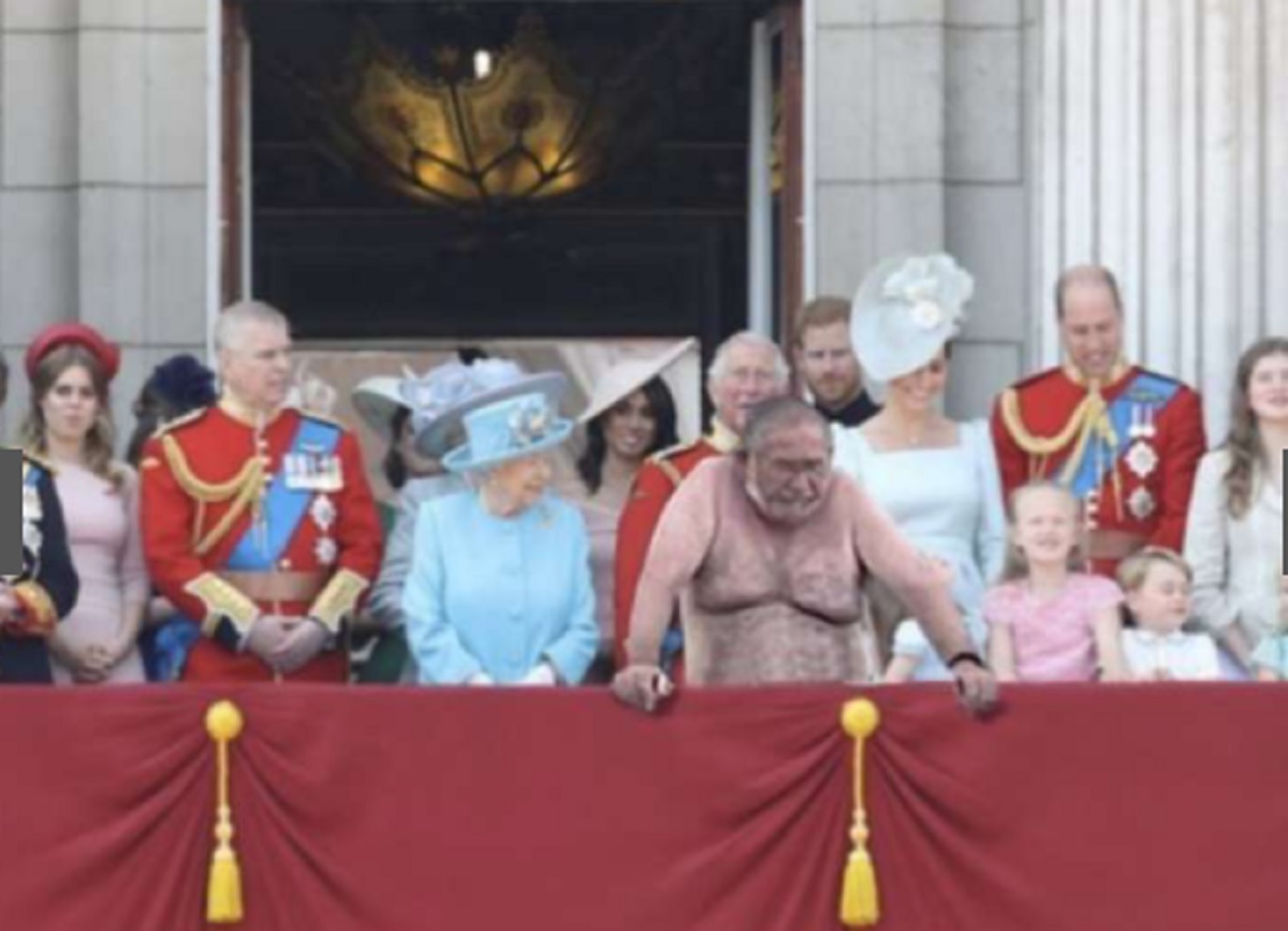 Nicola Frangione, il prof alla finestra a torso nudo sul G20: "Prendevo un po' di sole"