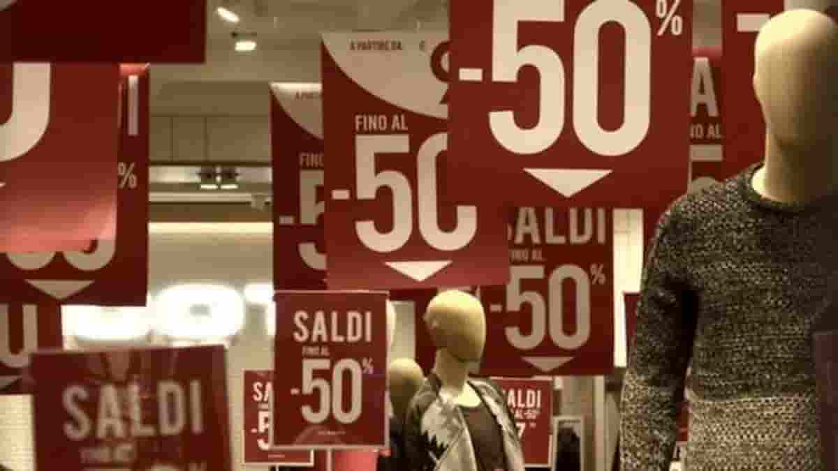 Saldi 2021, si comincia il 1 luglio in Sicilia: calendario regione per regione e regole per negozi e clienti