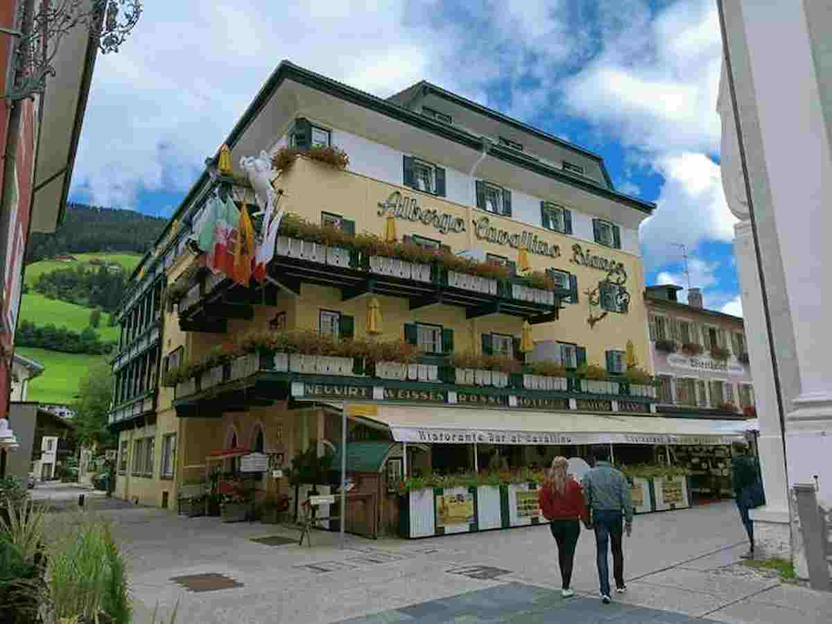 Albergo no mask di San Candido resta aperto, con la condizionale: "Rispetteremo le misure anti Covid"