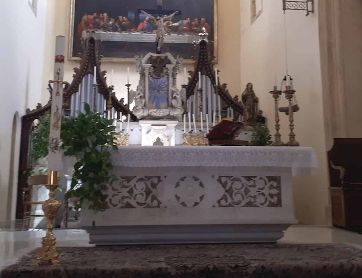 cattolica scooter chiesa