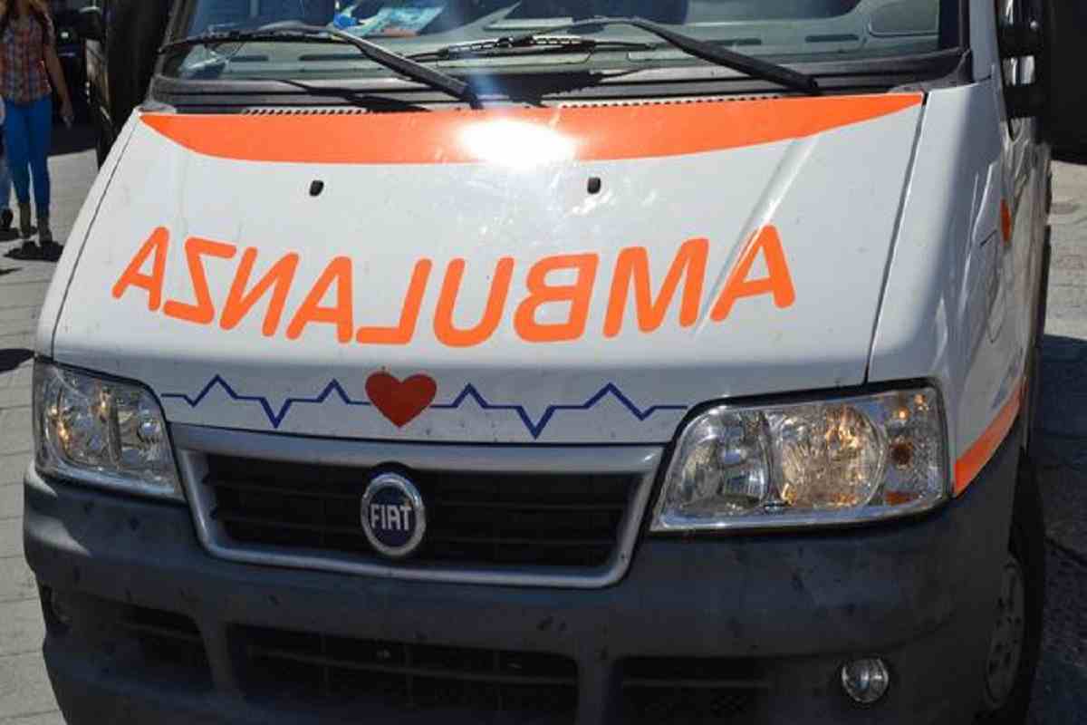 ambulanza, foto ansa