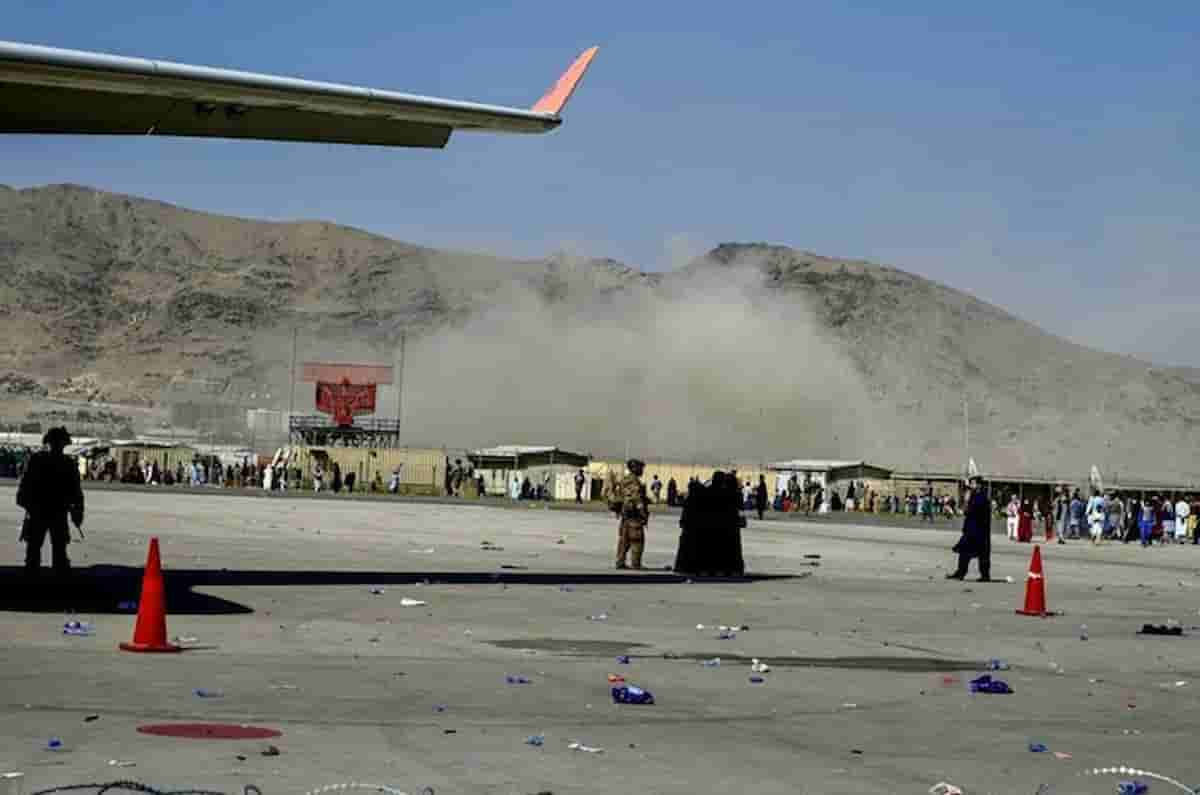 Aeroporto di Kabul, incubo nuovi attentati: gli americani temono autobombe e razzi