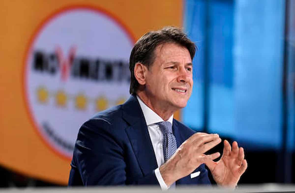 Giuseppe Conte nel buferone, minimizza la Sharia, nuovo soprannome: Avvocato dei Talebani ed è solo contro tutti