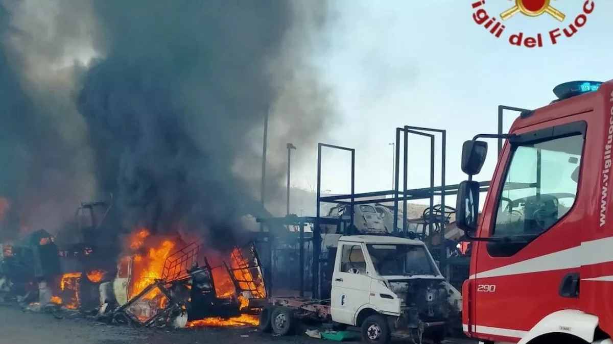 incendio acetosa ostiense