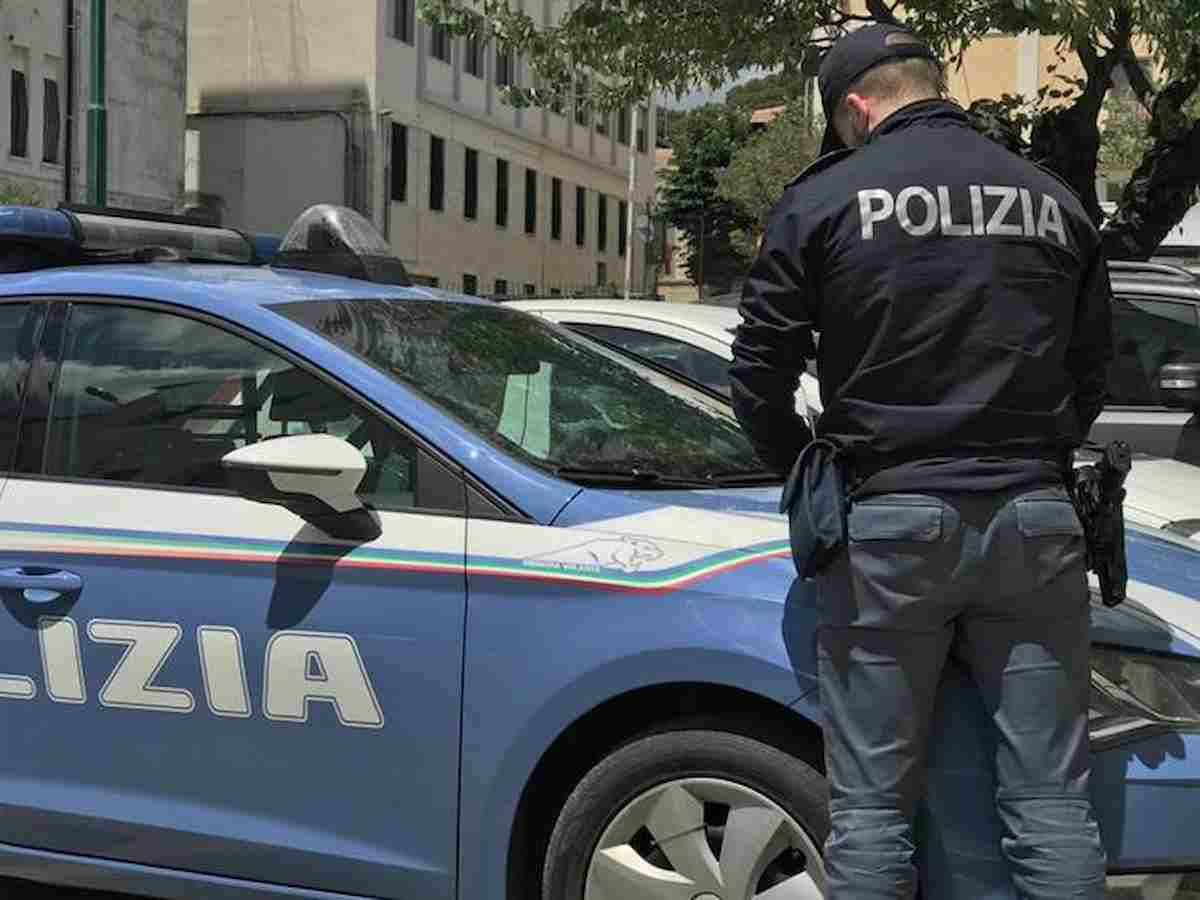 polizia, foto ansa