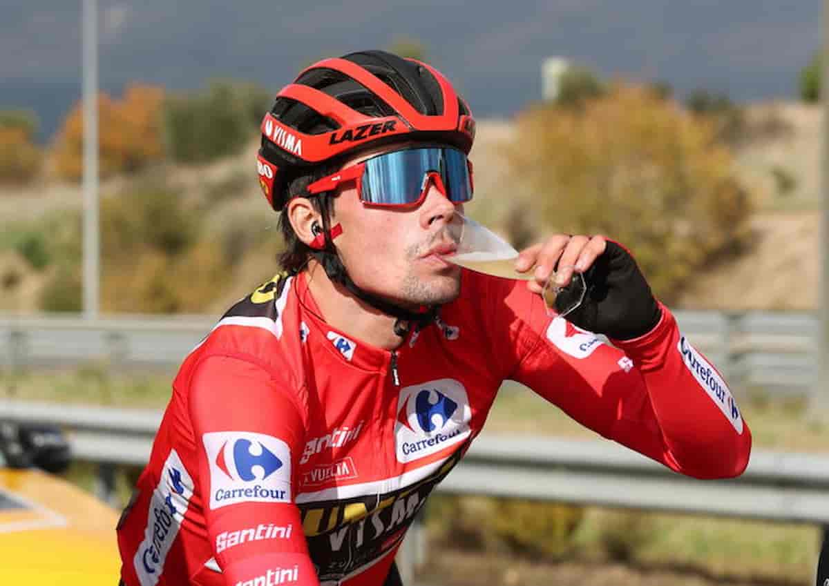 Vuelta crono, prima tappa di 7,1 km dominata da Primoz Roglic, oro a Tokyo, lunedì 16 c’è il tremendo Picon Blanco