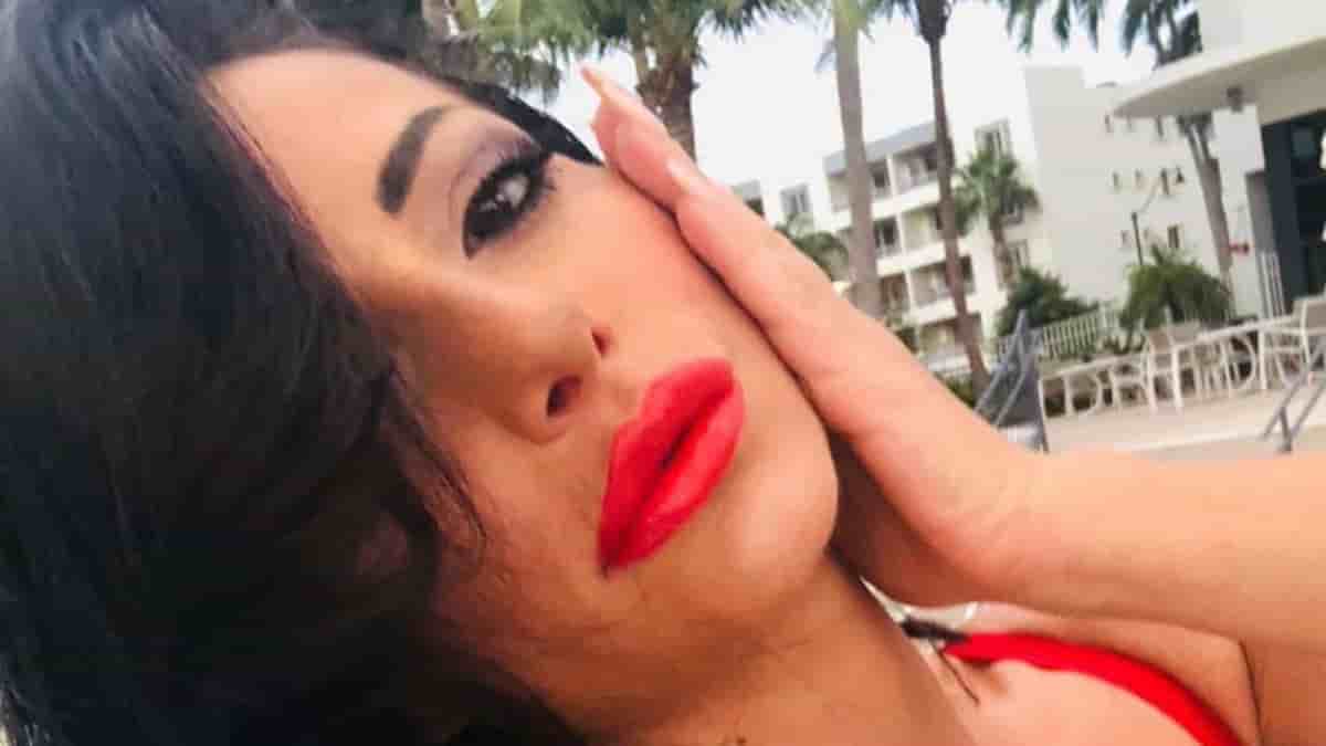 Tina Ciaco, alias Priscilla Salerno, non ci sta: appello a Berlusconi e Cesa contro esclusione dalle liste