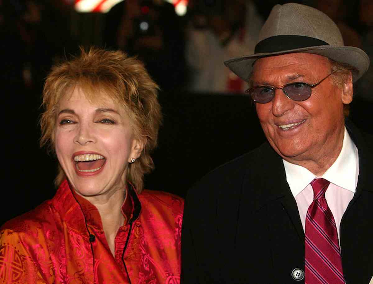 Mariangela Melato e Renzo Arbore, un amore lungo 13 anni. Lucio Battisti fu Cupido