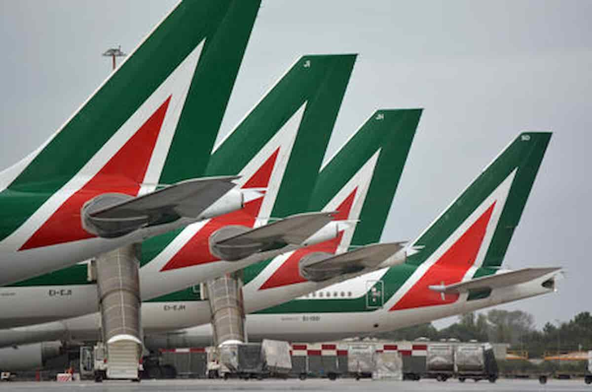 Rimborso biglietti Alitalia per voli dal 15 ottobre in poi: come chiederlo o cambiare la prenotazione