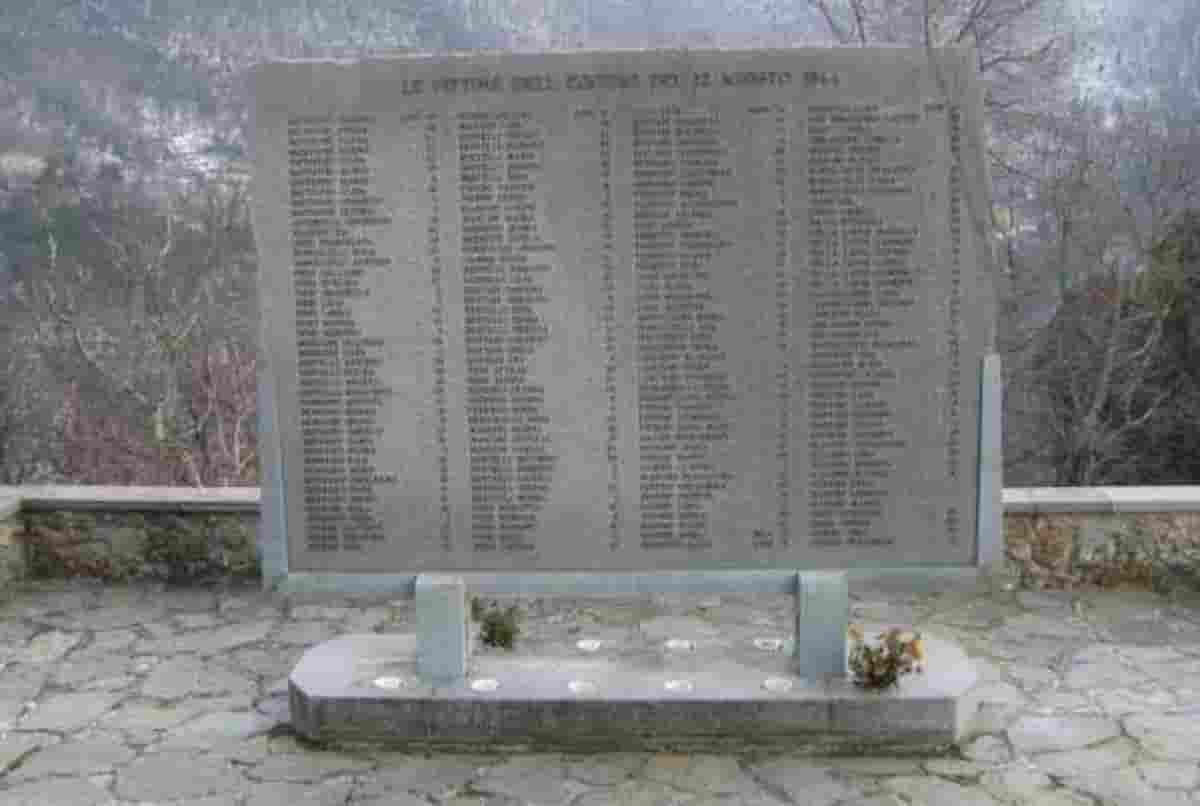 Sant'Anna di Stazzema, 77 anni fa la strage in cui i nazisti uccisero 560 persone (130 bambini)