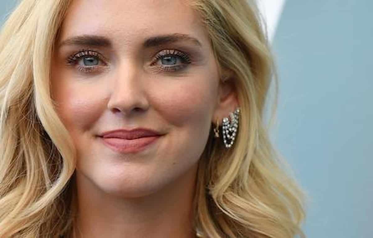 Chiara Ferragni e Fedez, notte insonne perché la figlia Vittoria è stata male: "Dolorante per la dentizione"