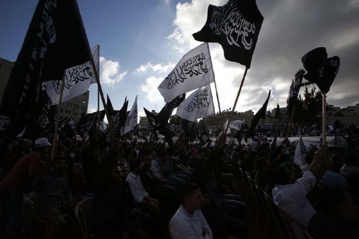 Isis, esercito francese uccide capo gruppo jihadista Gran Sahara: c'era una taglia di 5 milioni