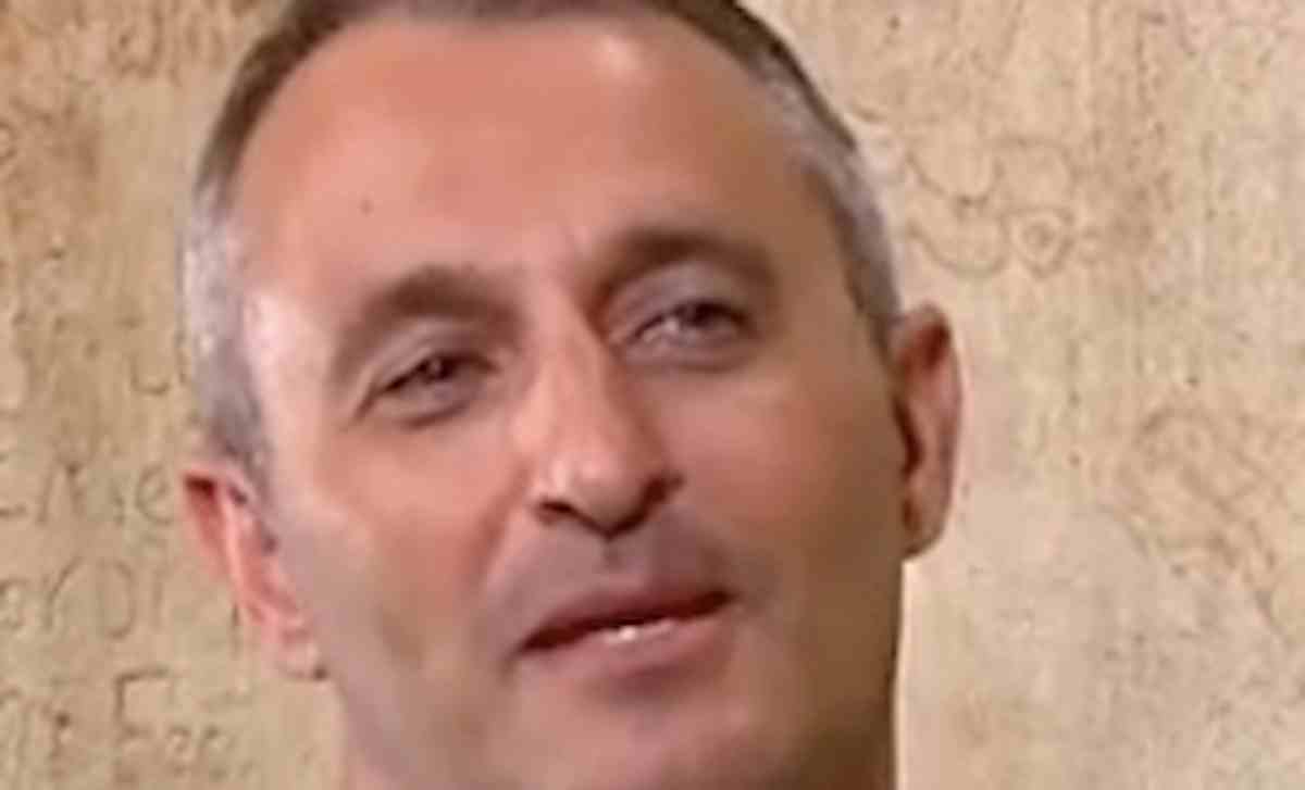 Eshkol Nevo chi è: moglie Anat, figli, vita privata, età, peso e altezza dello scrittore israeliano